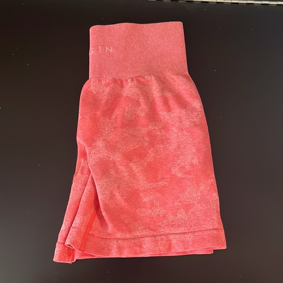 nvgtn camo pro shorts - Picture 3 of 3